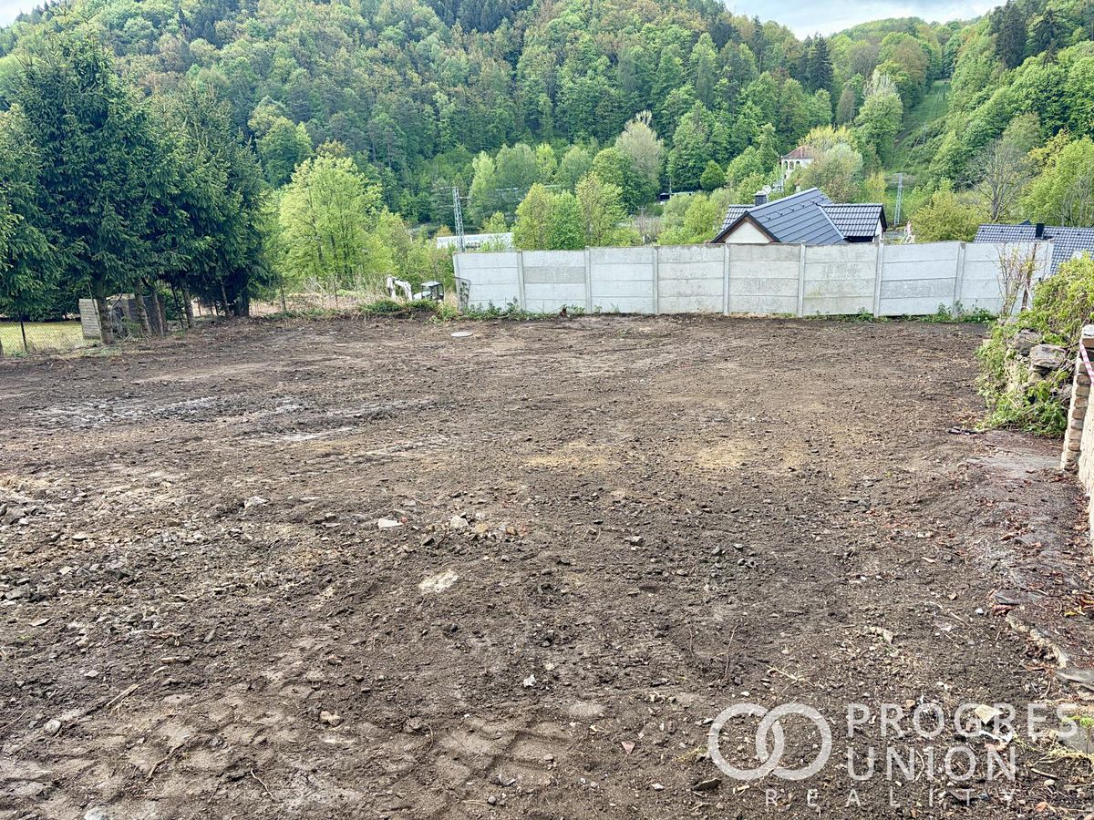 Prodej stavebního pozemku 488 m² – fotografie 2