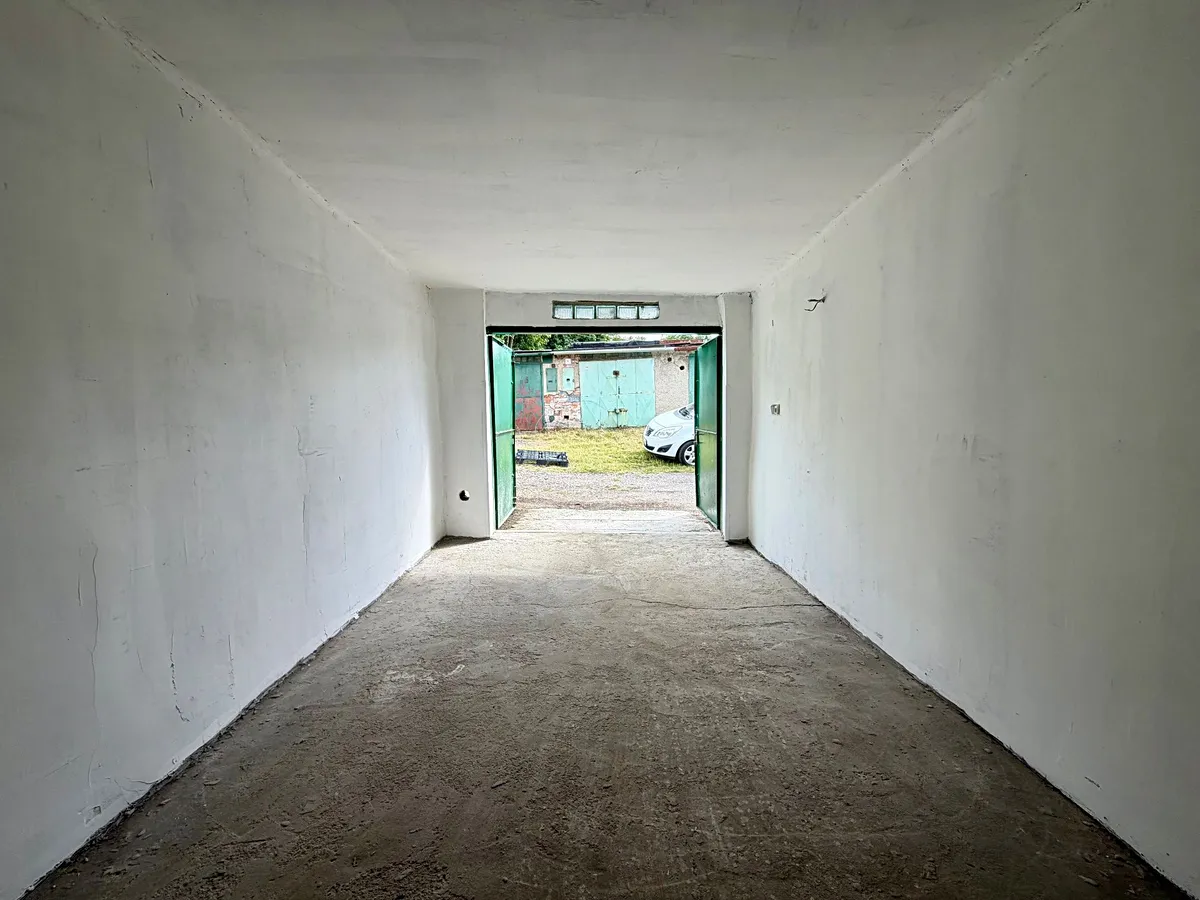 Pronájem garáže 18 m²
