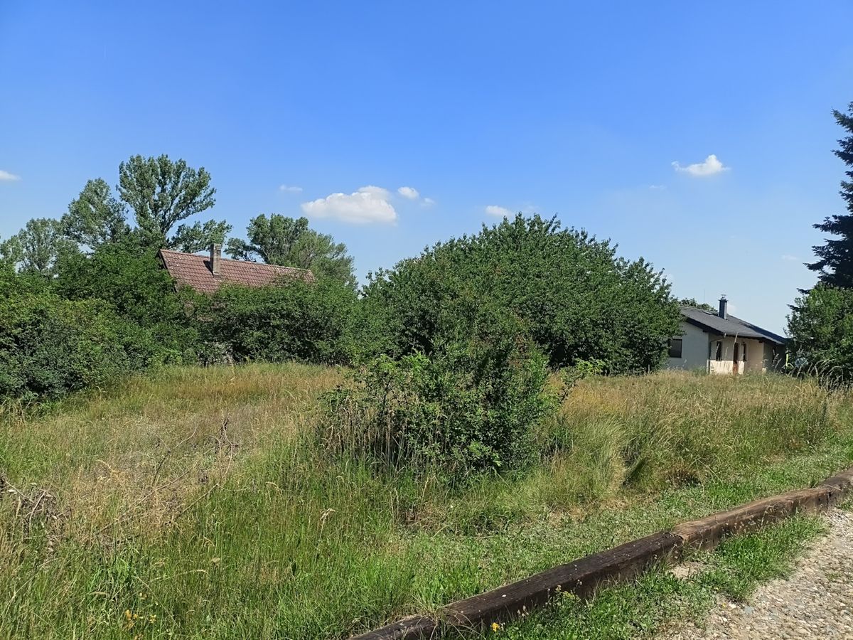 Prodej stavebního pozemku 847 m² – fotografie 3