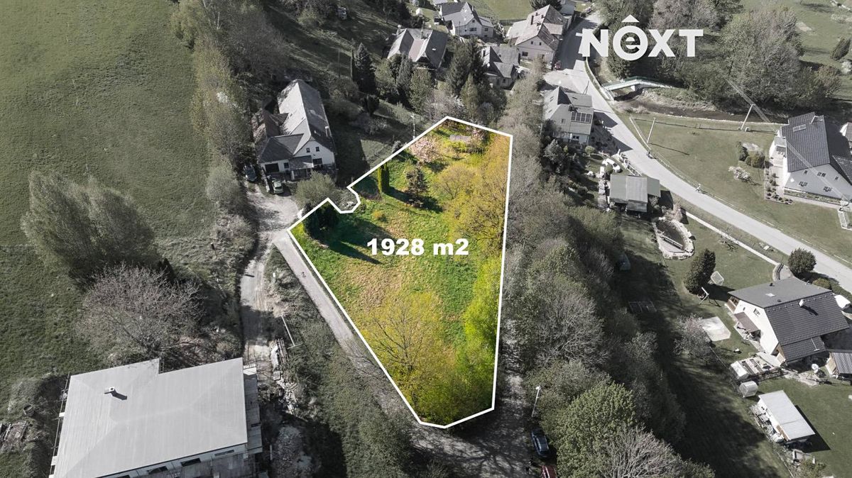 Prodej stavebního pozemku 1928 m² – fotografie 2