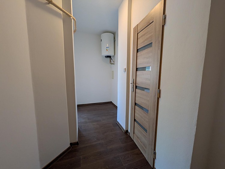 Wohnung 1+1 zur Miete, 35 m² (10 von 12)
