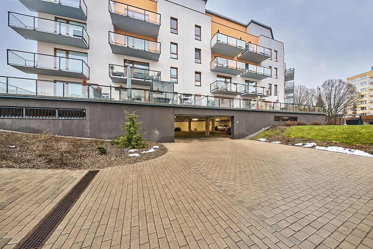Pronájem bytu 3+kk 92 m²