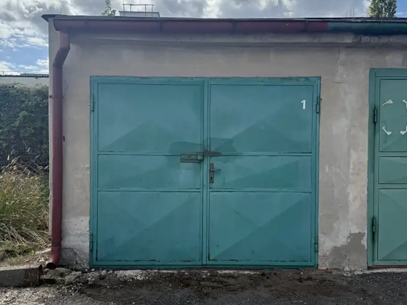 Pronájem garáže 18 m², Chomutov – náhled fotky 2