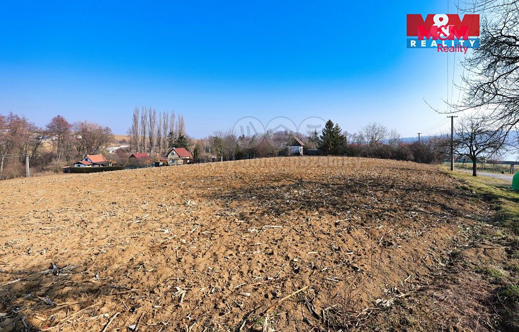 Prodej stavebního pozemku 774 m² – fotografie 2