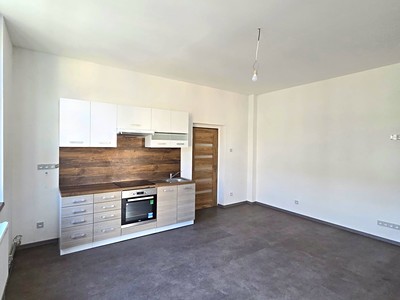Pronájem bytu 3+kk 80 m²