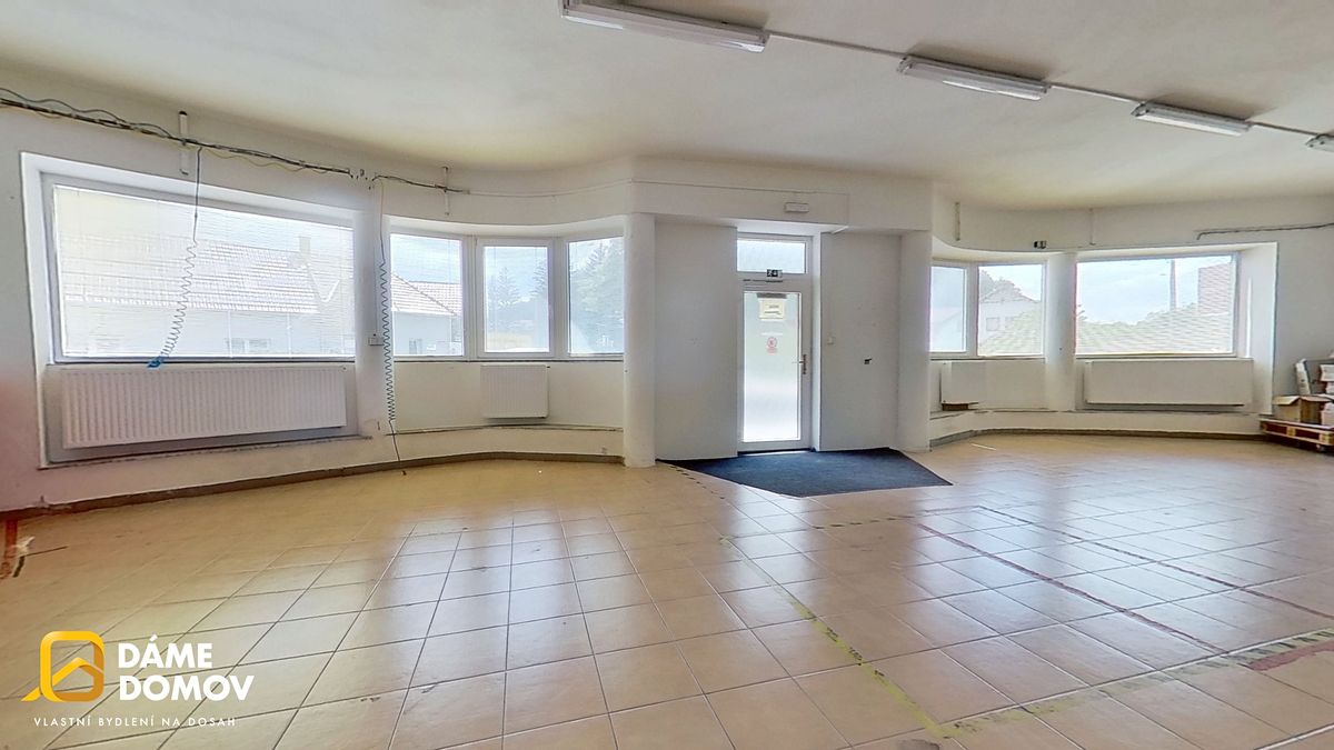 Pronájem obchodního prostoru 99 m²