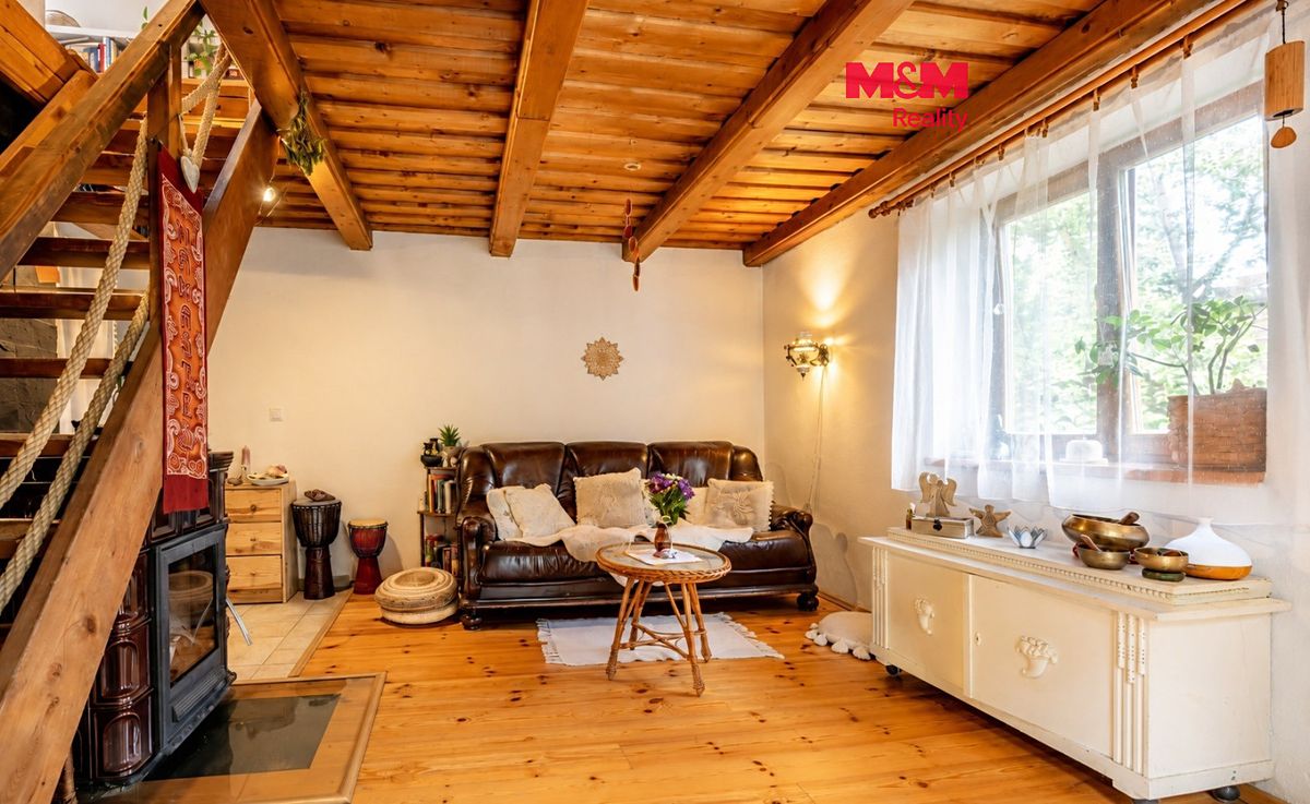 Prodej rodinného domu 80 m², pozemek 743 m²