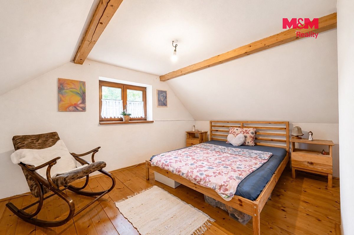 Prodej rodinného domu 80 m², pozemek 743 m² – fotografie 2