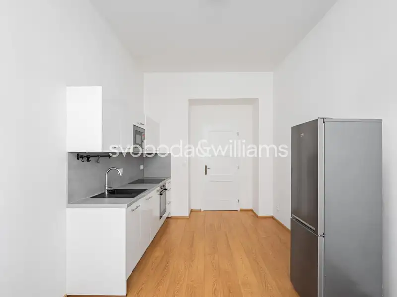Prodej bytu 1+1 51 m², Praha – náhled fotky 3