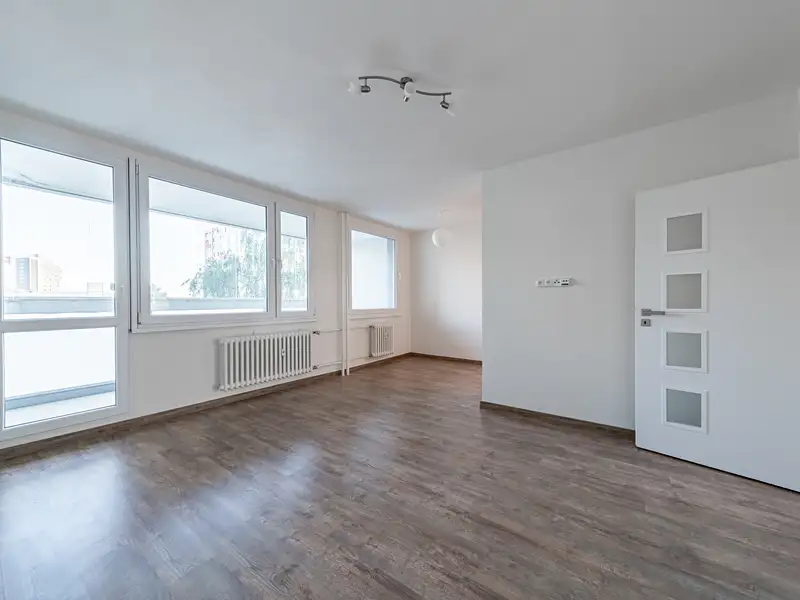 Prodej bytu 3+1 76 m², Praha – náhled fotky 1
