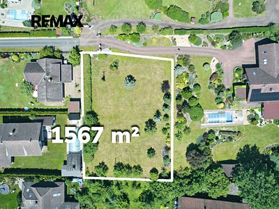 Prodej stavebního pozemku 1567 m²