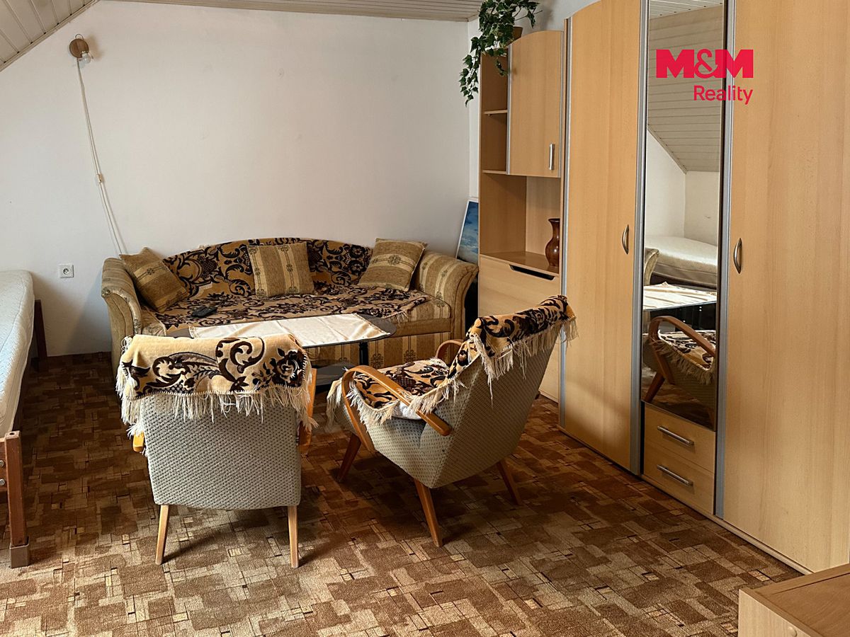 Pronájem bytu 1+1 28 m² – fotografie 3