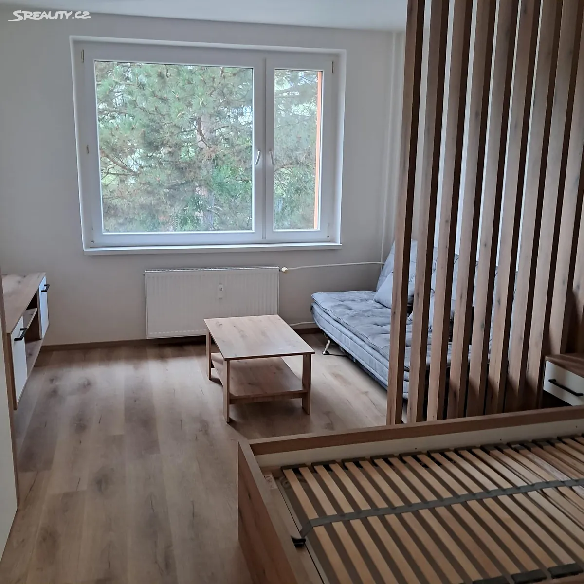 Pronájem bytu 1+1 38 m² – pohled 2