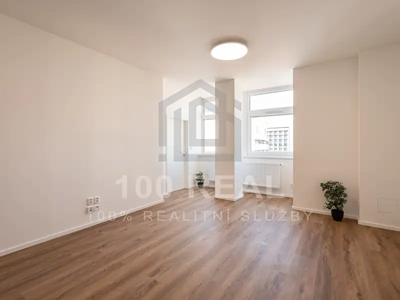 Pronájem bytu 2+kk 44 m², Pardubice – náhled fotky 3