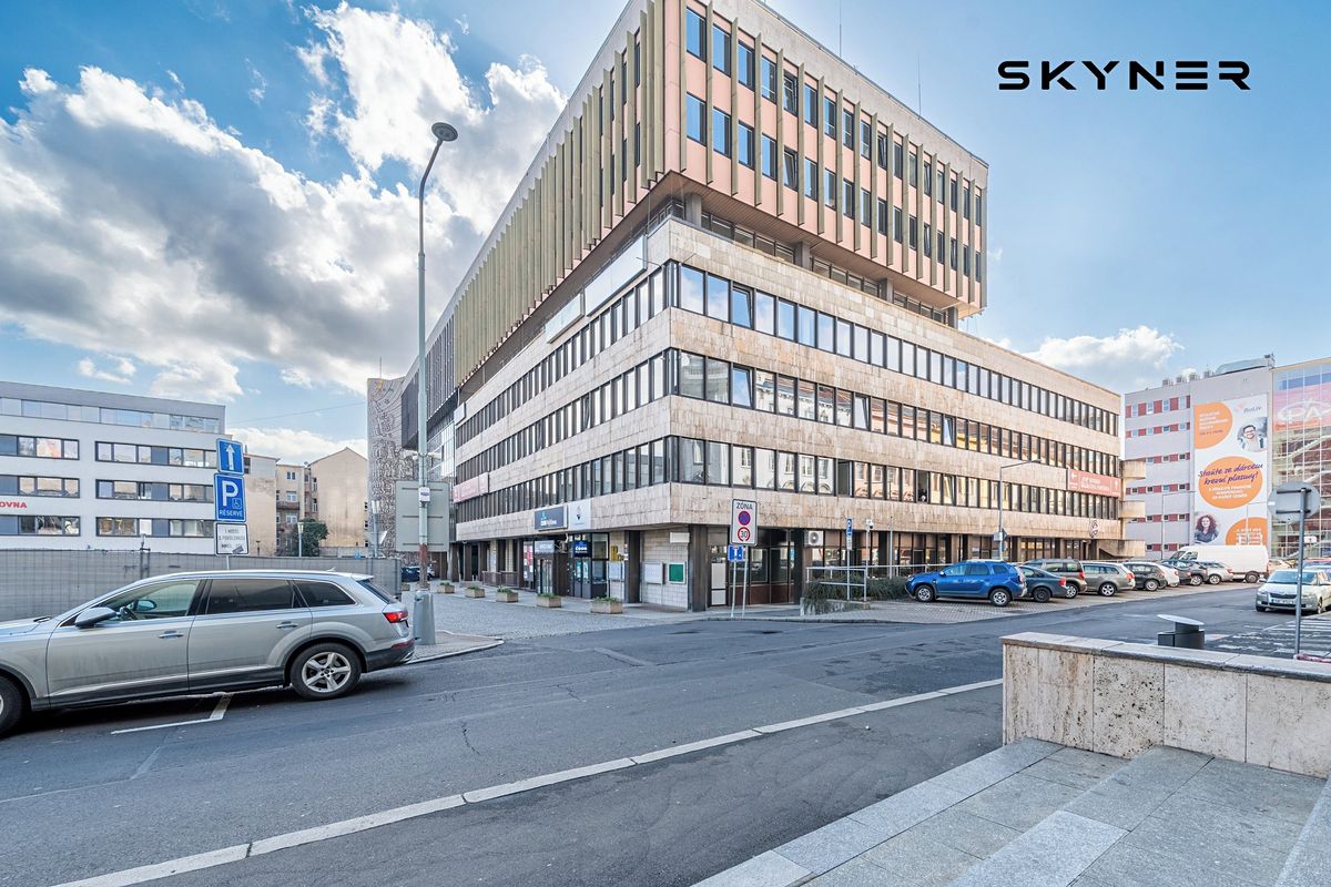 Pronájem kanceláře 87 m²
