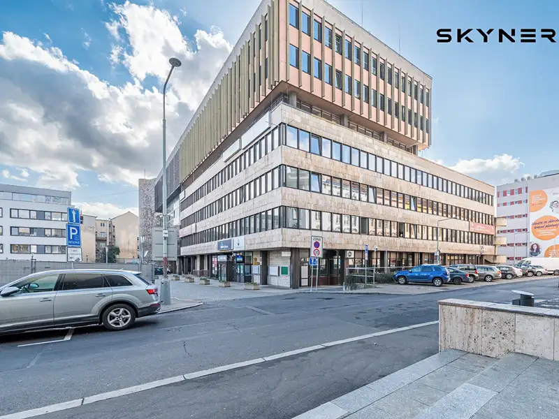 Pronájem kanceláře 87 m², Ústí nad Labem – náhled fotky 1