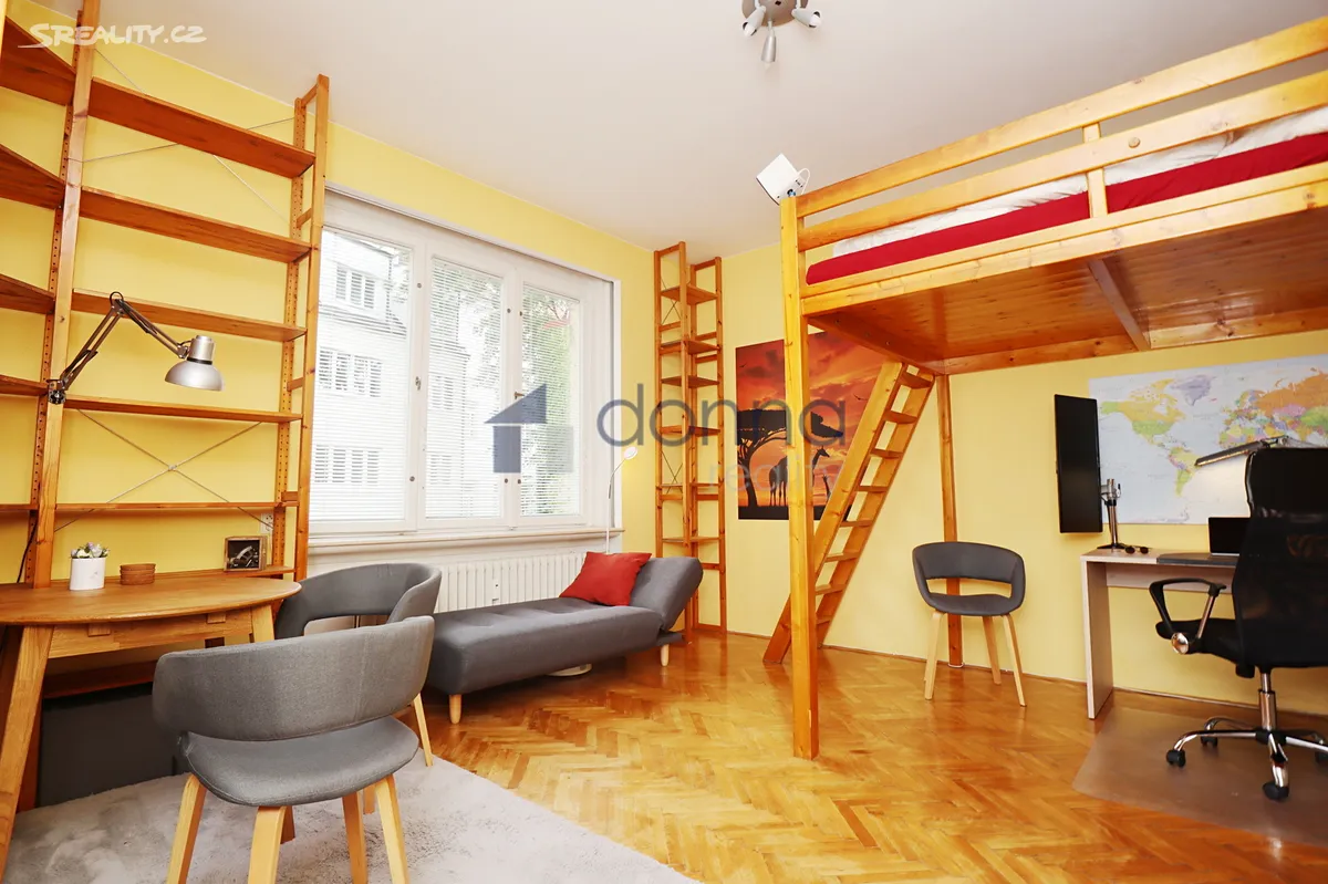 Pronájem bytu 1+kk 30 m², Praha