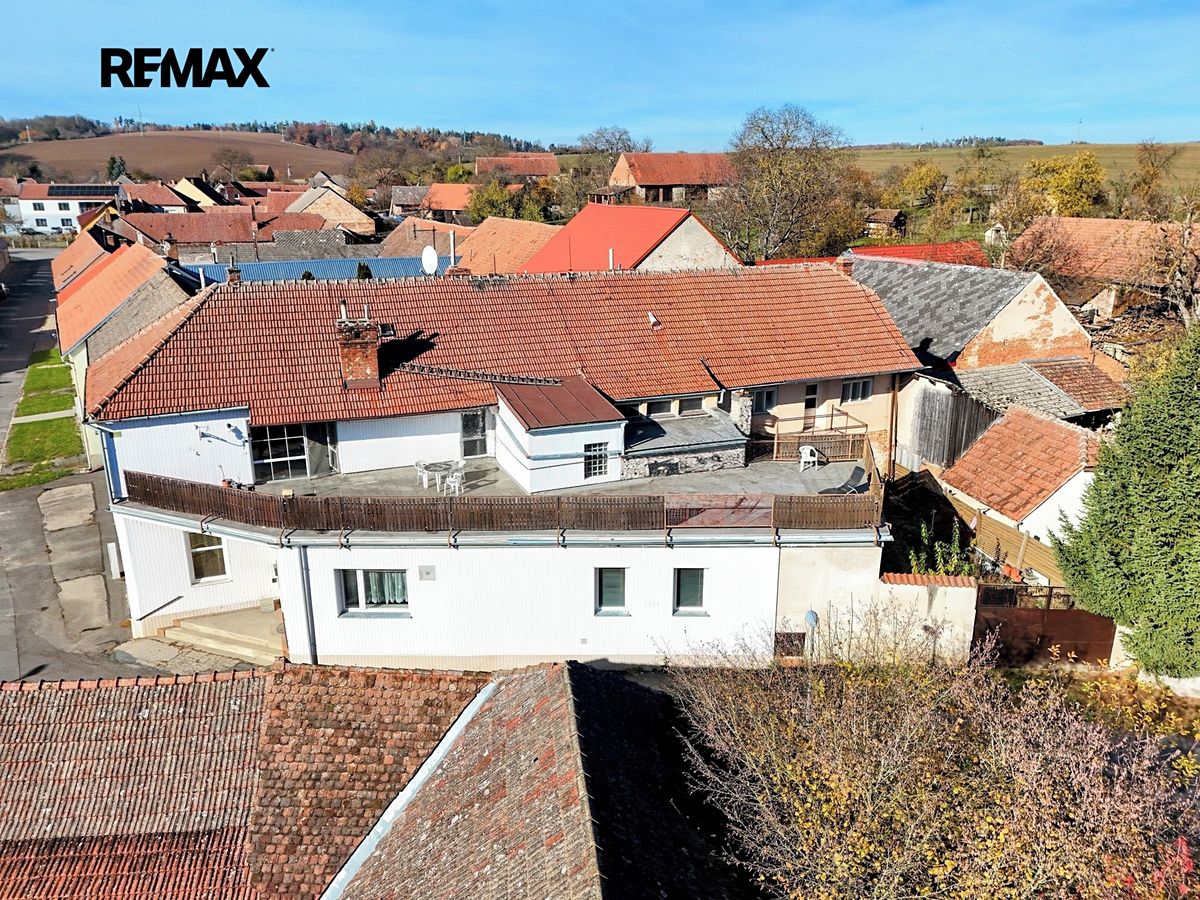 Prodej obchodního prostoru 520 m² – fotografie 2