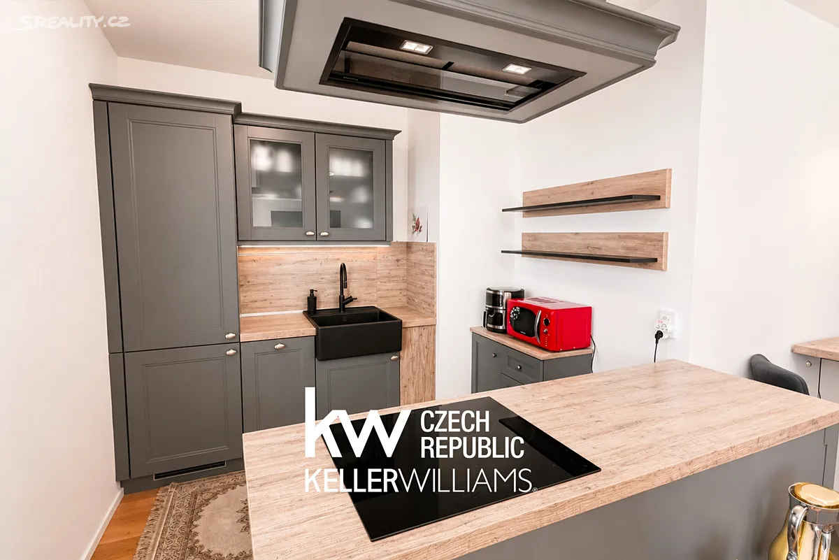 Prodej bytu 2+kk 67 m² – pohled 4