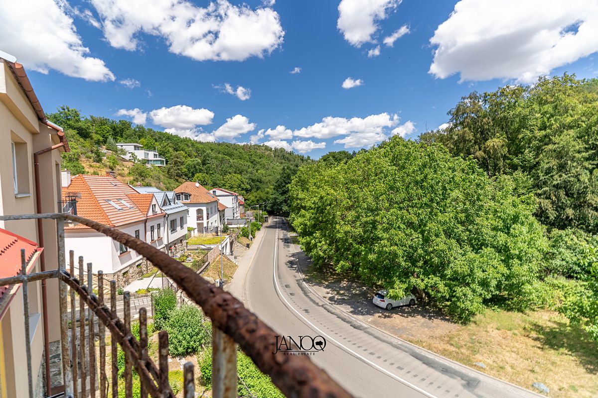 Prodej rodinného domu 100 m², pozemek 772 m² – fotografie 2