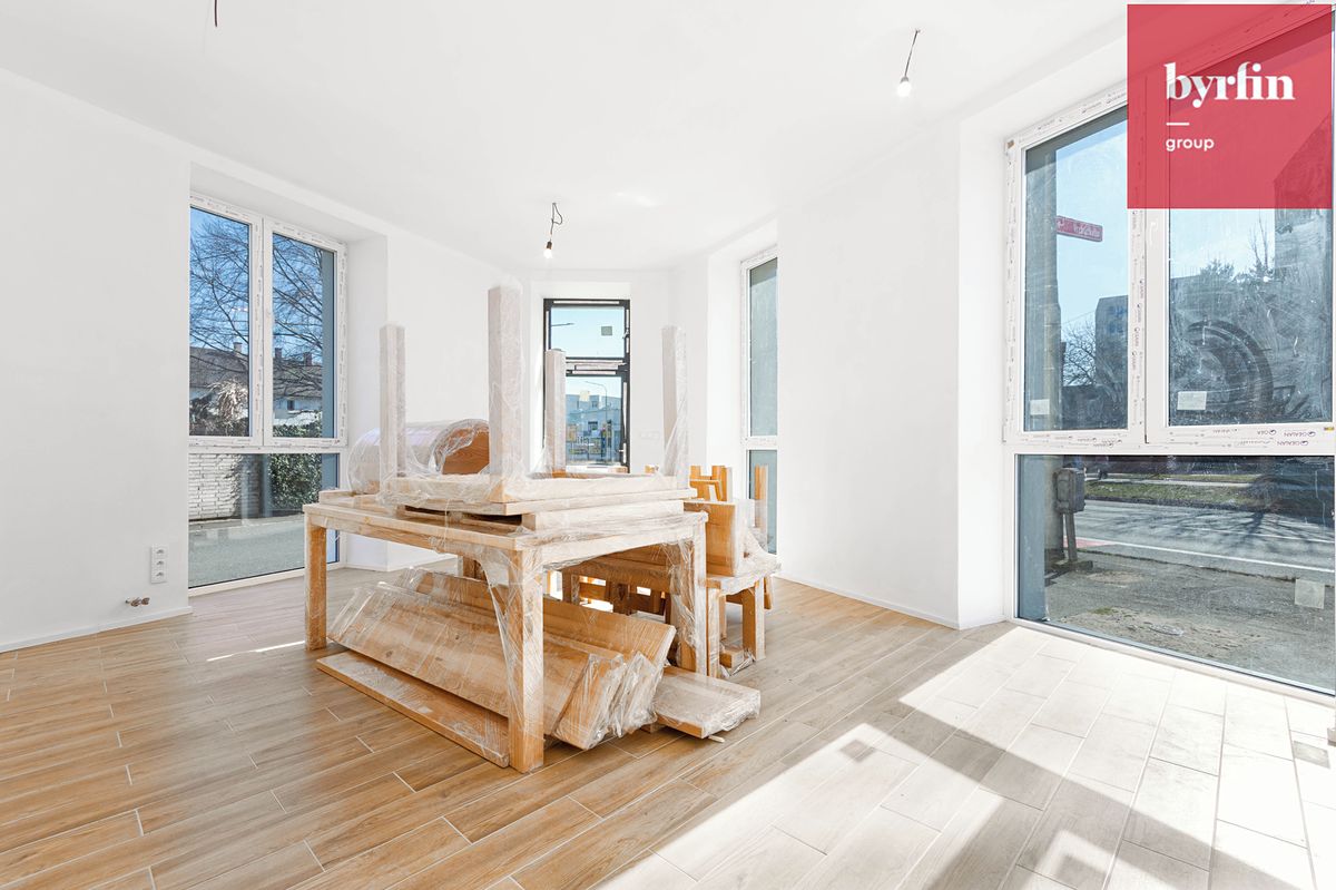 Prodej obchodního prostoru 44 m²