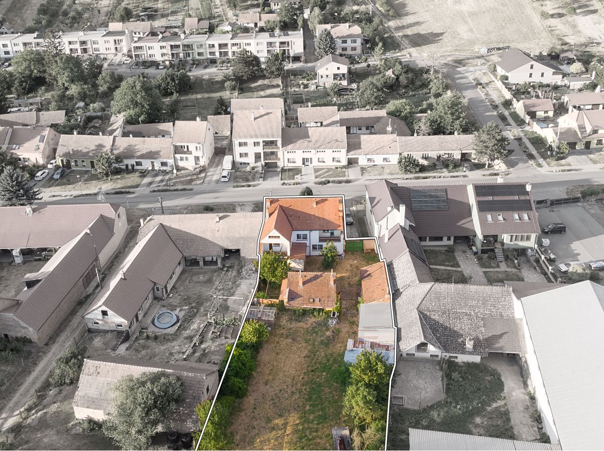 Prodej rodinného domu 258 m², pozemek 2226 m² – fotografie 5
