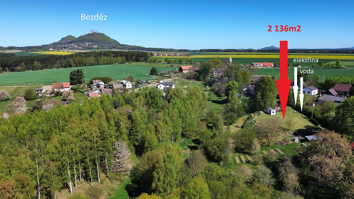 Prodej stavebního pozemku 2136 m², Bělá pod Bezdězem – fotka 1 z 3