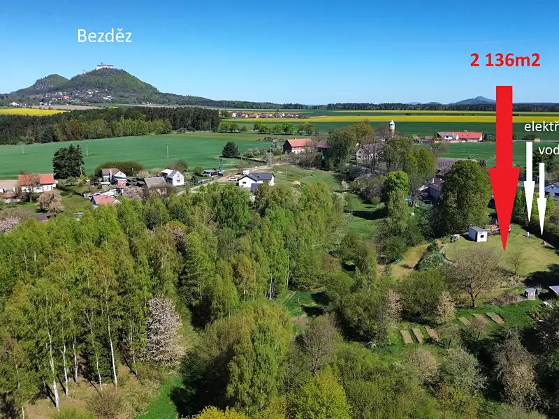 Prodej stavebního pozemku 2136 m², Bělá pod Bezdězem – náhled fotky 1