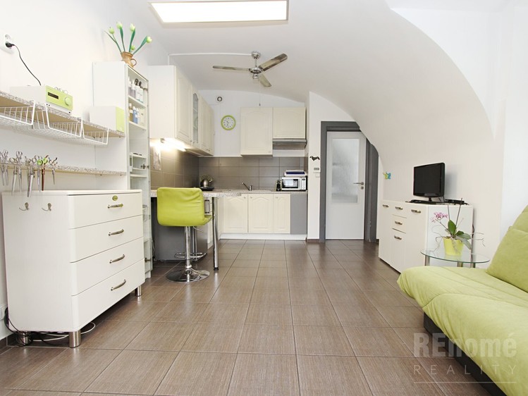 Квартира 1+kk на продаж, 27 м² (6 з 11)