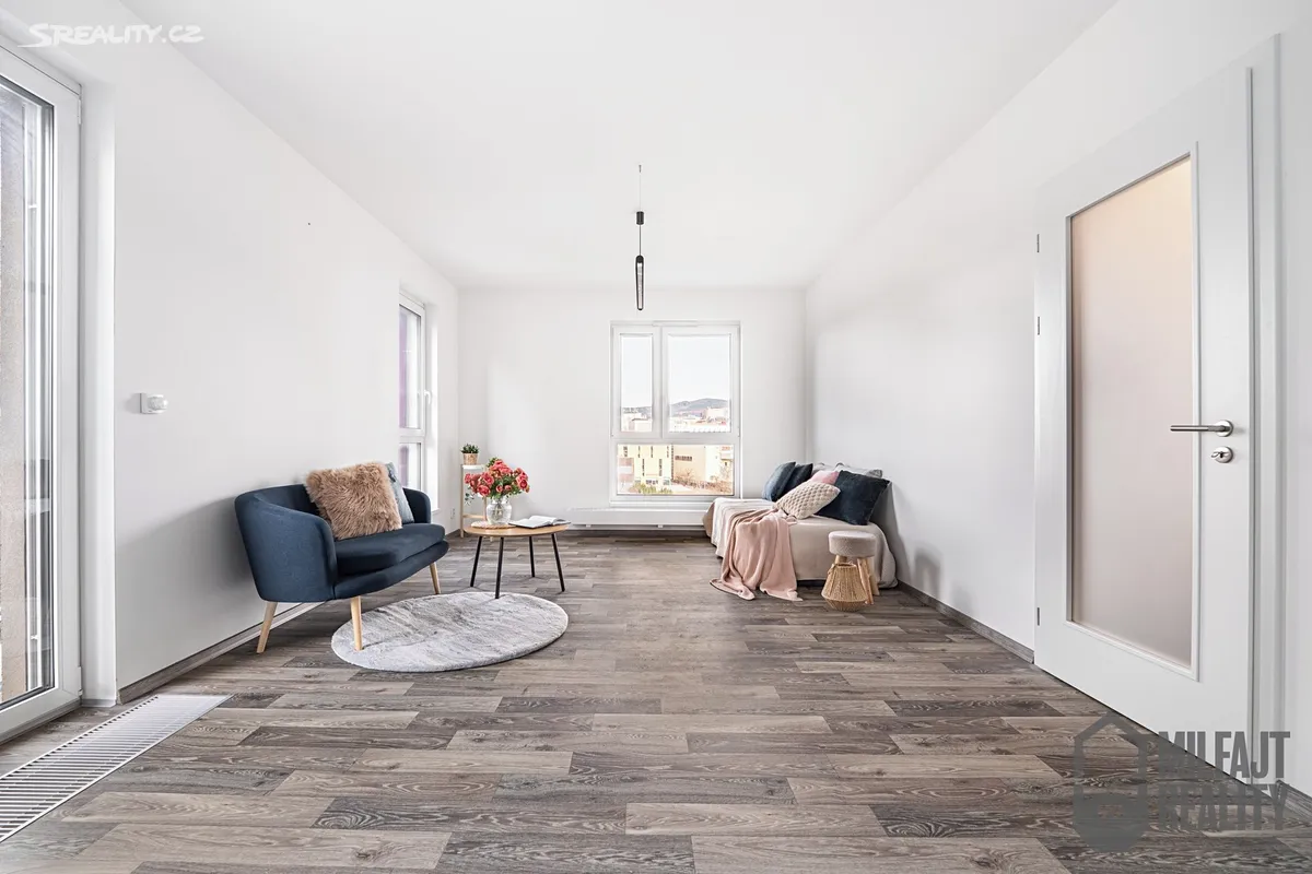Pronájem bytu 1+kk 54 m² - Widok 3