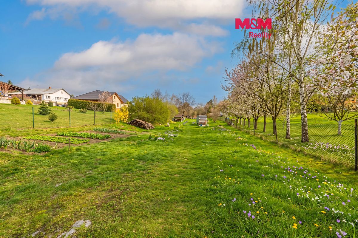Pronájem zahrady 1307 m²