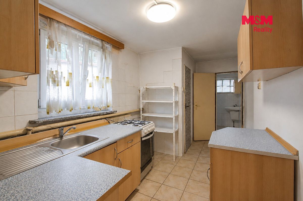Prodej rodinného domu 86 m², pozemek 349 m² – fotografie 3
