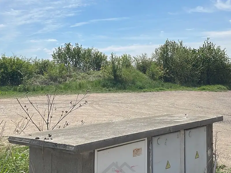 Prodej stavebního pozemku 1273 m², Praha – náhled fotky 3
