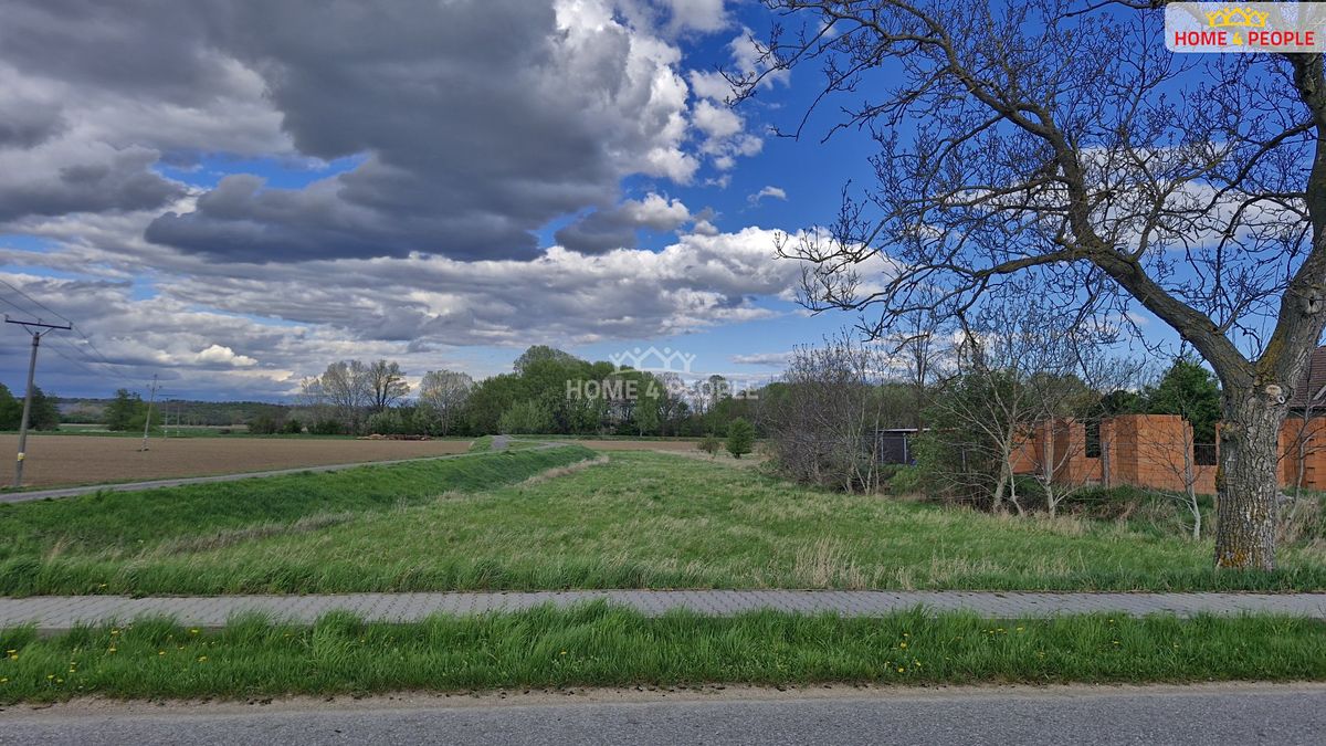 Prodej stavebního pozemku 1600 m² – fotografie 2
