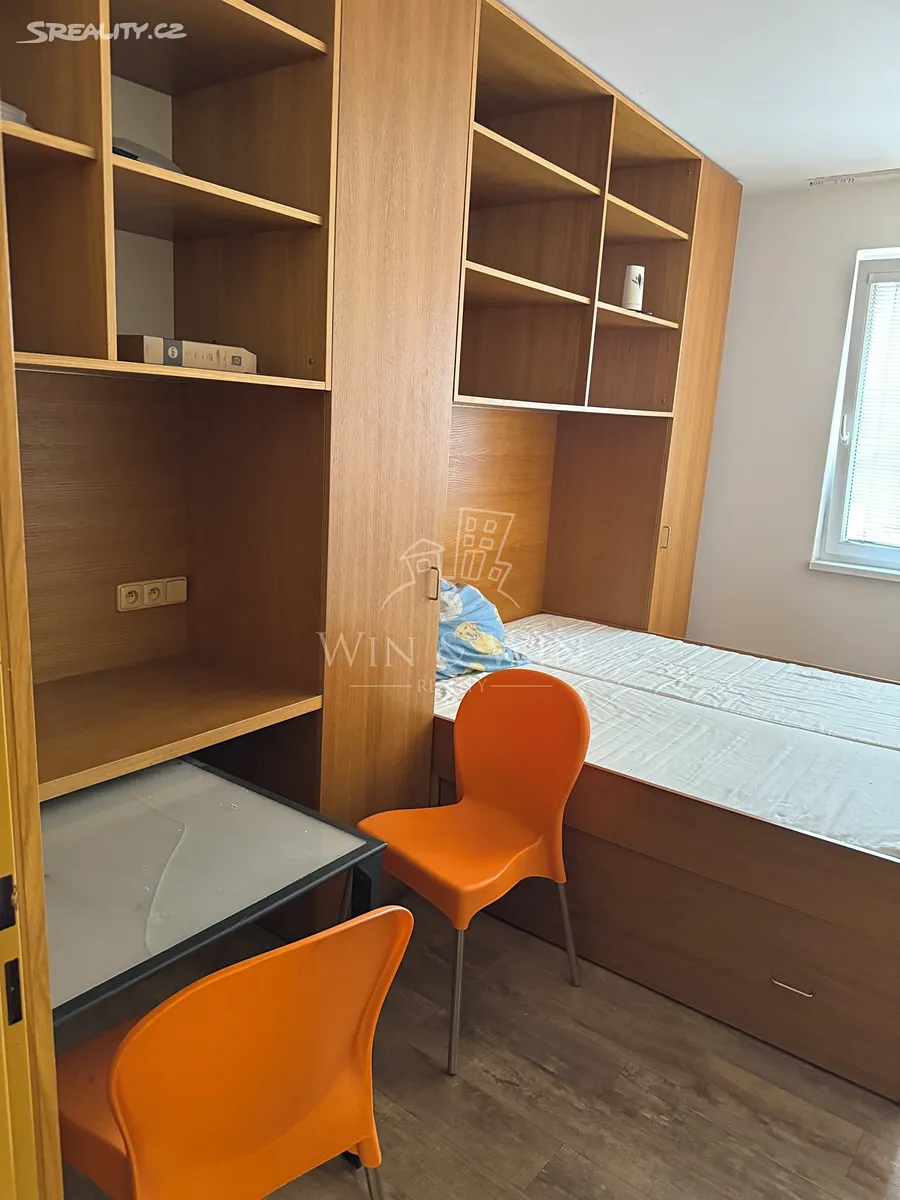 Pronájem bytu pokoje 12 m² – pohled 5