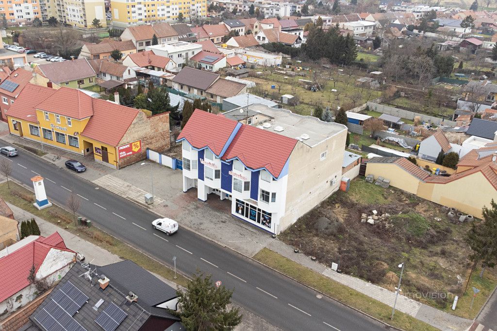 Prodej komerční nemovitosti 1061 m² – fotografie 3