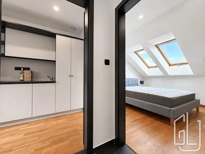 Prodej bytu 2+kk 43 m², Praha – náhled fotky 3