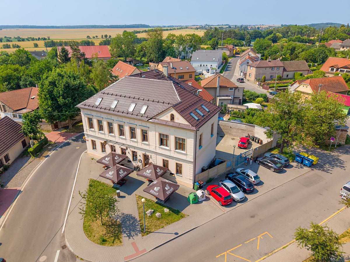 Prodej restaurace 299 m² – fotografie 2