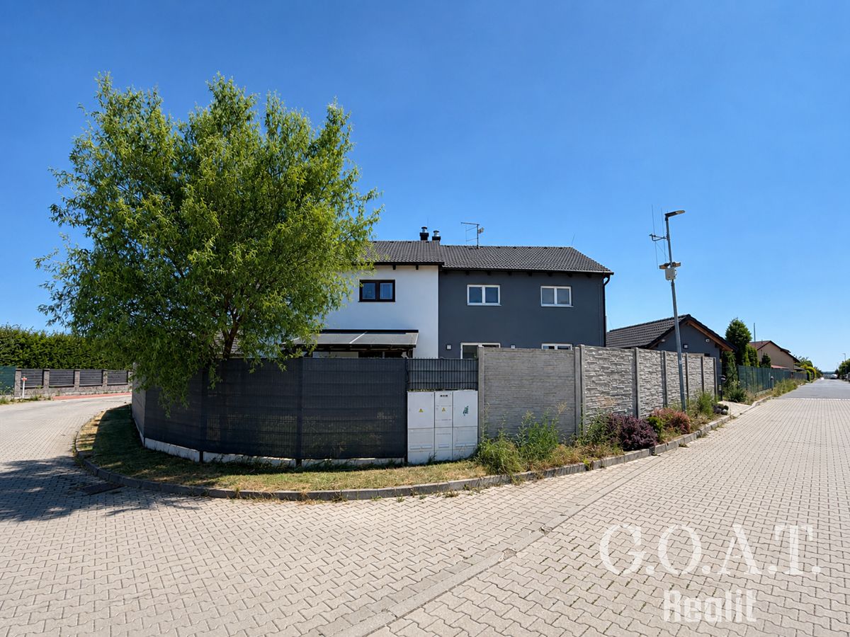 Prodej rodinného domu 90 m², pozemek 157 m² – fotografie 2