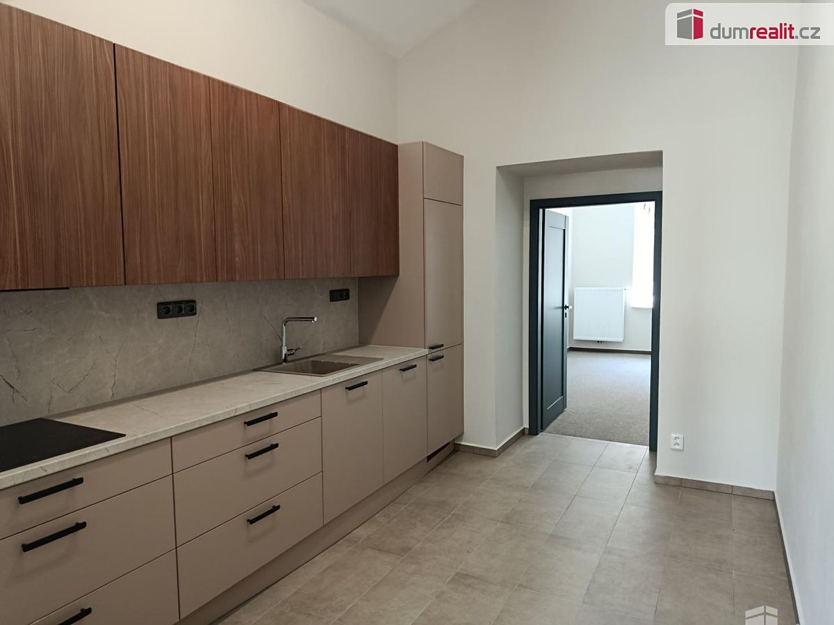 Pronájem bytu 1+1 36 m²