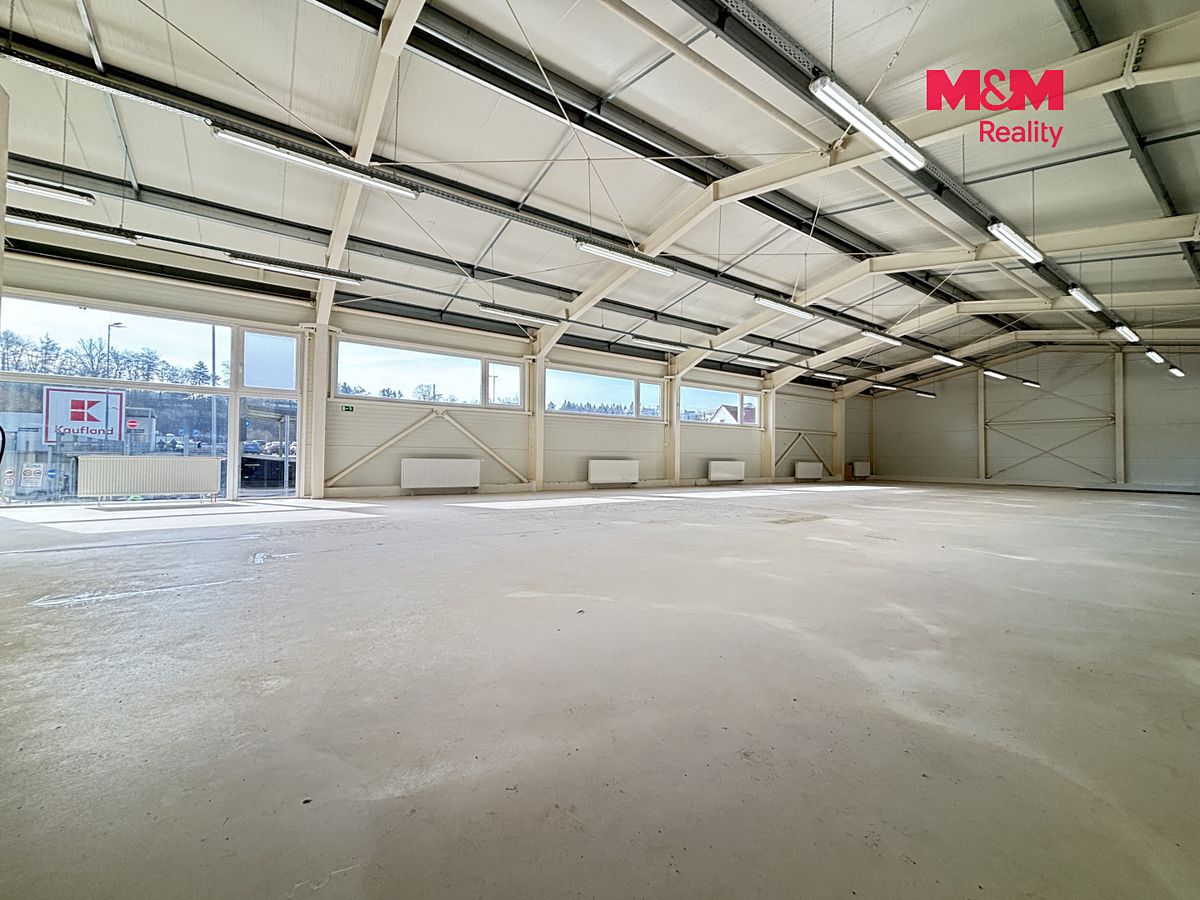 Pronájem obchodního prostoru 293 m² – fotografie 3