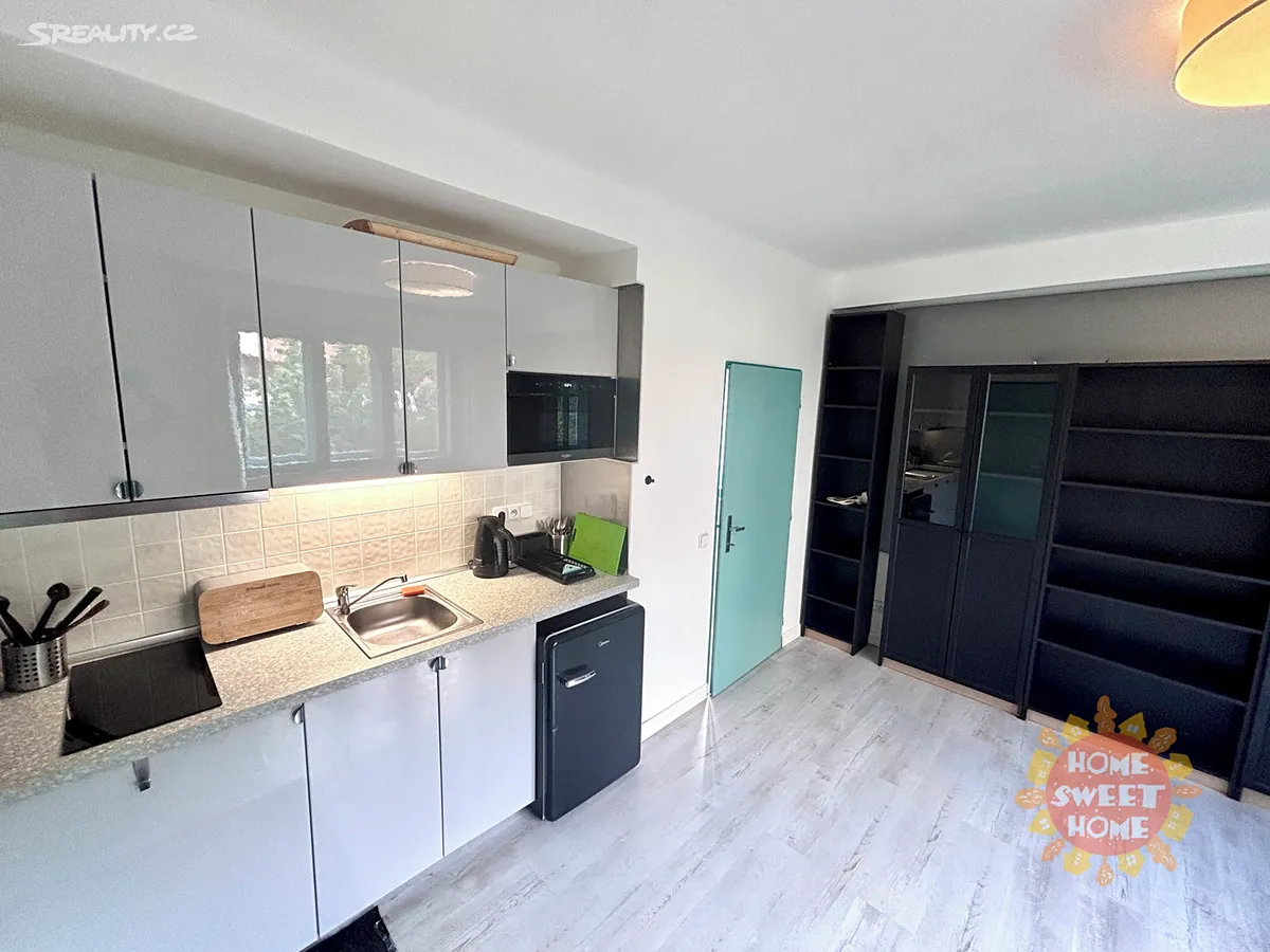 Pronájem bytu 2+kk 34 m², Praha