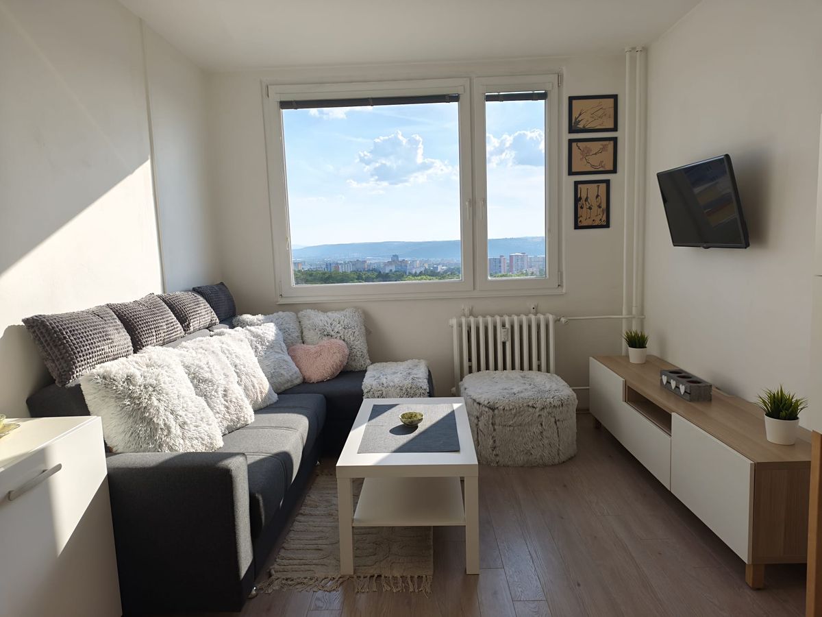 Pronájem bytu 2+kk 42 m²