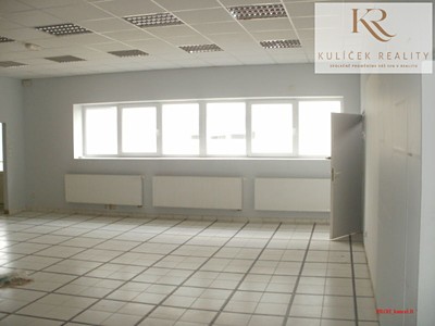 Pronájem skladového prostoru 343 m²