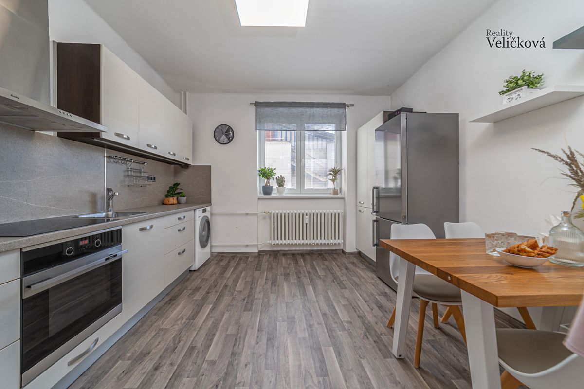 Prodej bytu 2+1 60 m² – fotografie 2