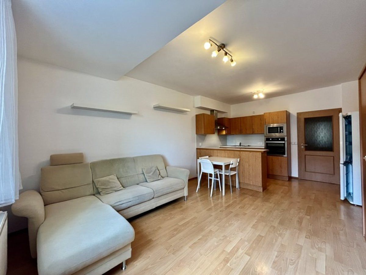 Pronájem bytu 2+kk 50 m² – fotografie 5