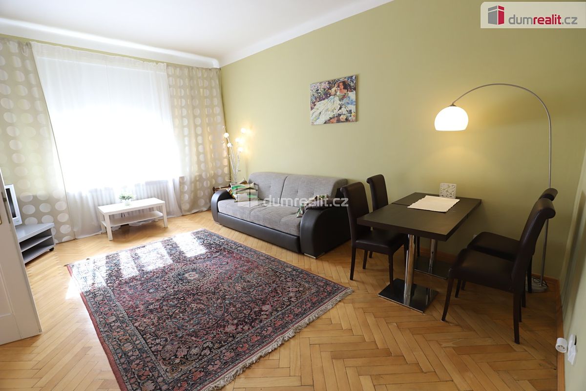 Pronájem bytu 4+kk 145 m²