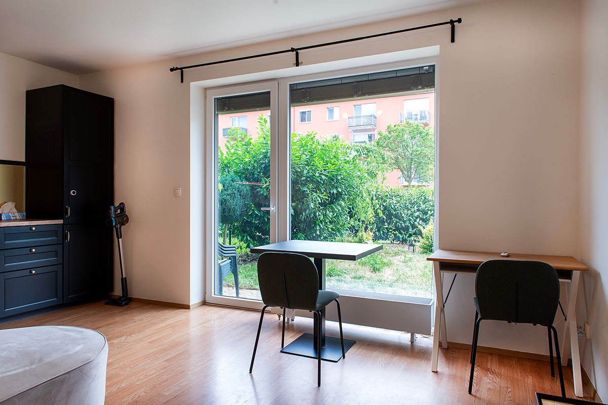 Pronájem bytu 2+kk 48 m² – fotografie 3