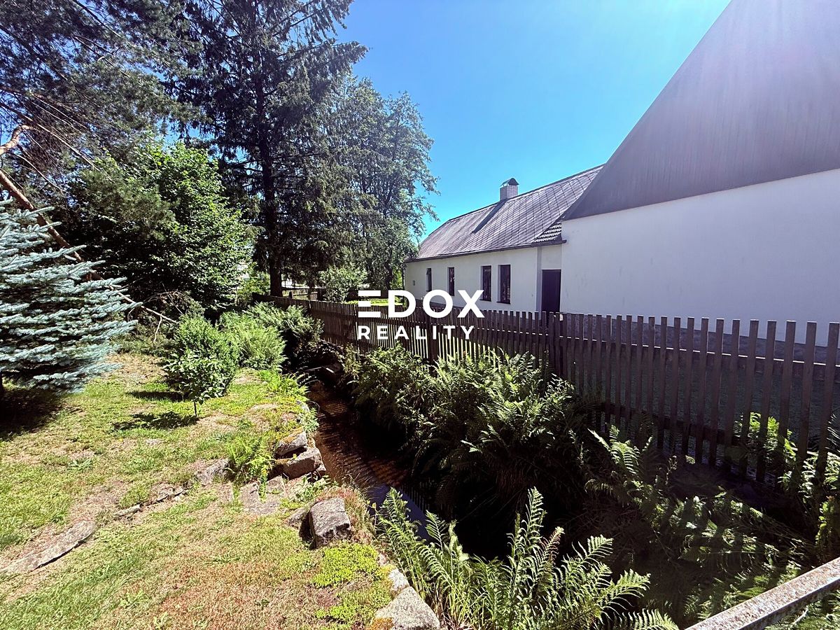 Prodej rodinného domu 140 m², pozemek 513 m² – fotografie 2