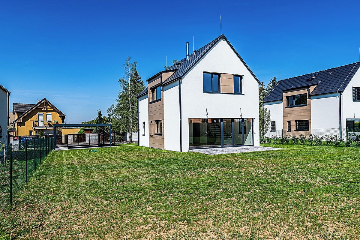 Prodej rodinného domu 118 m², pozemek 609 m² – fotografie 3